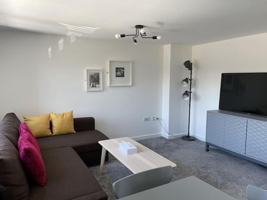 Paradigm House, Modern 2-Bedroom Duplex Apartment 2, Free Parking, Oksford Zewnętrze zdjęcie